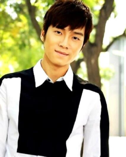 張木易個人資料,張木易簡介,張木易